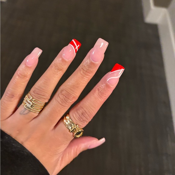 💍✨🌟NWT 4-Piece Gold & Jewel Ring Set✨🌟💍 - Picture 3 of 3